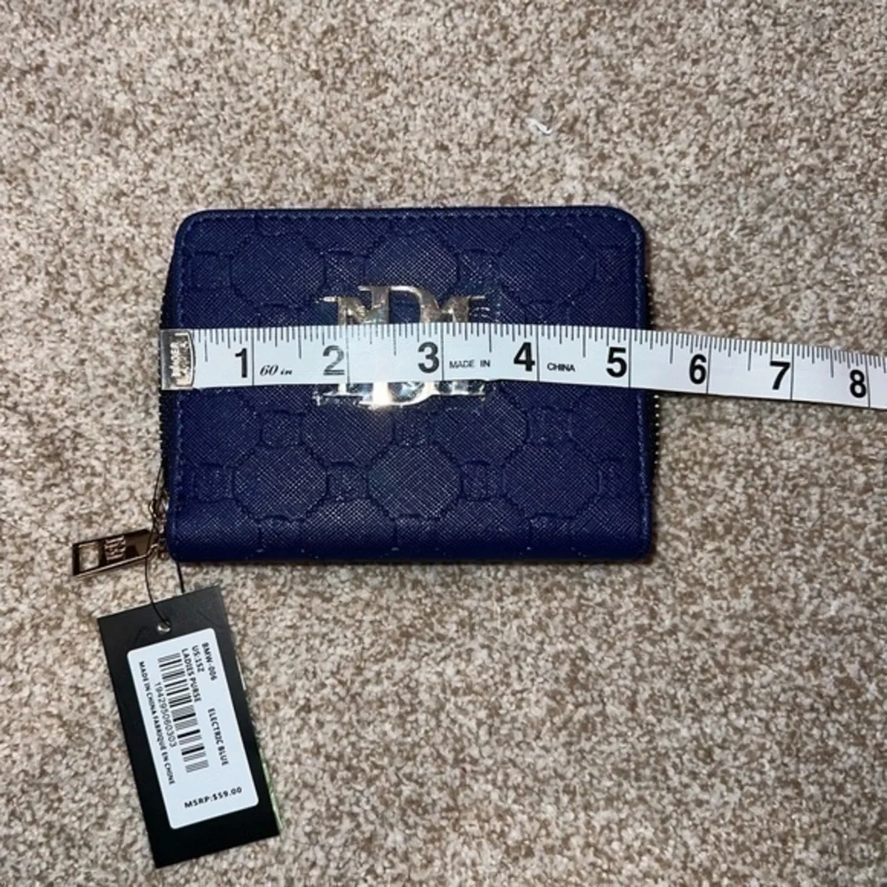 NWT Badgley‎ Mischka Vegan Leather Wallet Purse Blue